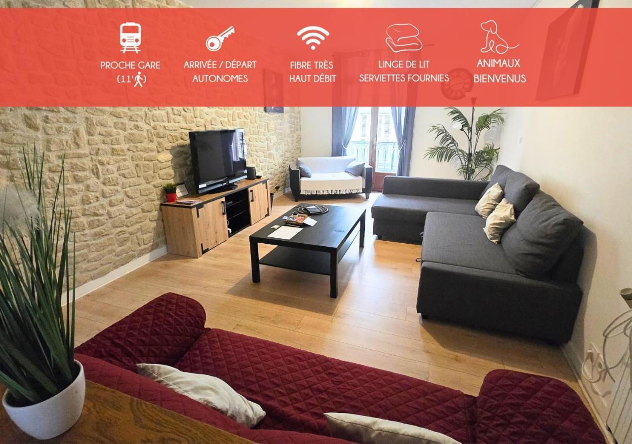 "Colbert Triplex" 3 Chambres - Balcon - Patio - Cathedrale Tours Esterno foto
